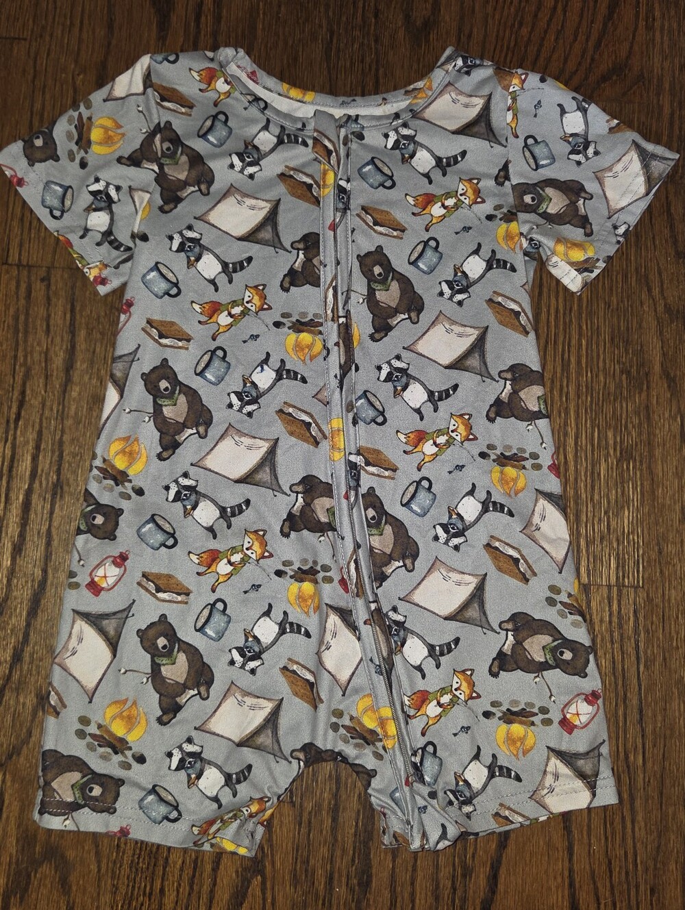 Texas Tushies Apparel Short Romper 2T Campfire Raccoon Pattern